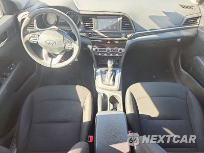 Zdjęcie 8 z 12 samochodu: 2020 HYUNDAI ELANTRA SEL VIN:5NPD84LF6LH532362 - miniatura