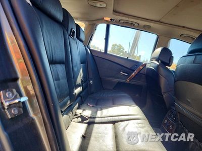 Zdjęcie 10 z 12 samochodu: 2006 BMW 530 XIT VIN:WBANN73576CN00071 - miniatura