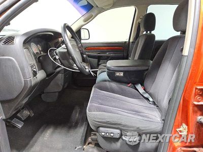 Zdjęcie 7 z 13 samochodu: 2005 DODGE RAM 1500 ST VIN:1D7HA18D75J627377 - miniatura