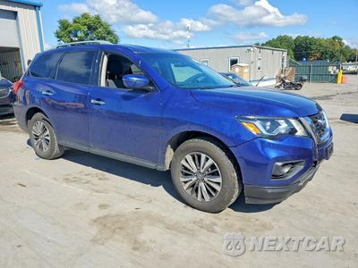 Czwarte zdjęcie samochodu z boku: 2017 NISSAN PATHFINDER S VIN:5N1DR2MM9HC690885 - miniatura