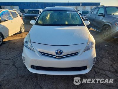 Piąte zdjęcie samochodu w środku: 2014 TOYOTA PRIUS V THREE VIN:JTDZN3EU2EJ012500 - miniatura