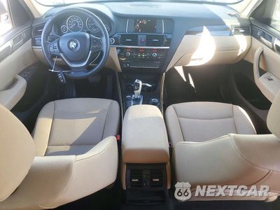 Zdjęcie 8 z 13 samochodu: 2016 BMW X3 SDRIVE28I VIN:5UXWZ7C5XG0R33140 - miniatura