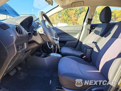 Zdjęcie 7 z 12 samochodu: 2017 MITSUBISHI MIRAGE ES VIN:ML32A3HJ2HH011537 - miniatura