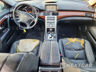 Zdjęcie 8 z 13 samochodu: 2006 ACURA RL VIN:JH4KB16596C003643 - miniatura