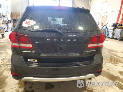 Zdjęcie 6 z 13 samochodu: 2020 DODGE JOURNEY CROSSROAD VIN:3C4PDCGB4LT269752 - miniatura