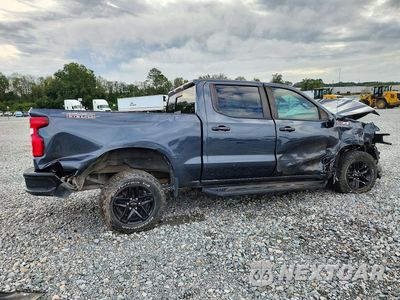 Trzecie zdjęcie samochodu z tyłu: 2021 CHEVROLET SILVERADO K1500 LT TRAIL BOSS VIN:1GCPYFED9MZ243569 - miniatura