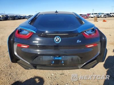 Zdjęcie 6 z 12 samochodu: 2015 BMW I8 VIN:WBY2Z2C53FV391267 - miniatura