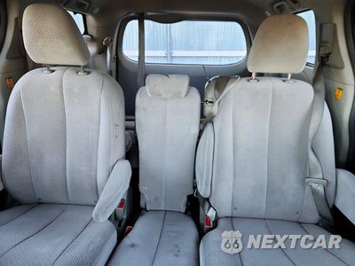 Zdjęcie 10 z 13 samochodu: 2013 TOYOTA SIENNA LE VIN:5TDKK3DCXDS370335 - miniatura