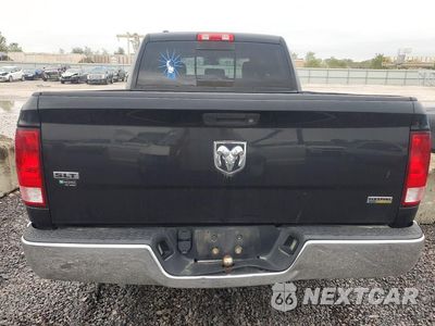 Zdjęcie 6 z 12 samochodu: 2017 RAM 1500 SLT VIN:1C6RR6GG4HS651044 - miniatura