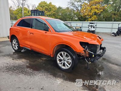 Czwarte zdjęcie samochodu z boku: 2023 AUDI Q3 PREMIUM S LINE 45 VIN:WA1DECF35P1106822 - miniatura