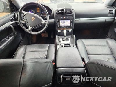Zdjęcie 8 z 12 samochodu: 2006 PORSCHE CAYENNE VIN:WP1AA29P16LA21183 - miniatura