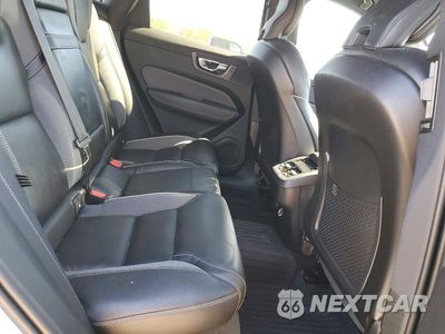 Zdjęcie 11 z 13 samochodu: 2020 VOLVO XC60 T5 R-DESIGN VIN:YV4102RM6L1555326 - miniatura