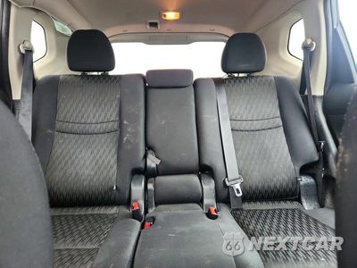 Zdjęcie 10 z 13 samochodu: 2017 NISSAN ROGUE S VIN:5N1AT2MV9HC777747 - miniatura