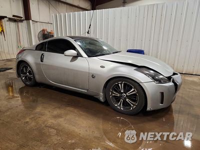 Czwarte zdjęcie samochodu z boku: 2004 NISSAN 350Z BASE VIN:JN1AZ34D04M103431 - miniatura