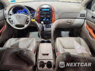 Zdjęcie 8 z 13 samochodu: 2008 TOYOTA SIENNA XLE VIN:5TDBK22C28S013332 - miniatura