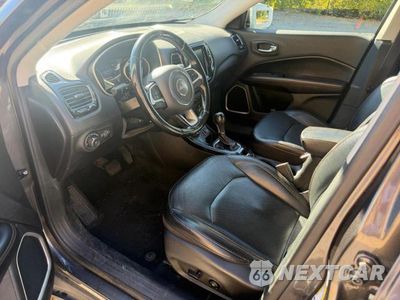 Piąte zdjęcie samochodu w środku: 2020 JEEP COMPASS LIMITED VIN:3C4NJDCB7LT136995 - miniatura
