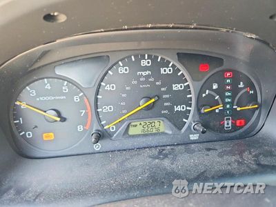 Zdjęcie 9 z 12 samochodu: 2002 HONDA ACCORD EX VIN:1HGCG16572A032413 - miniatura
