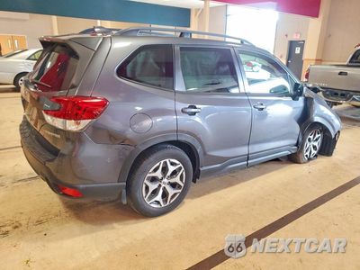 Trzecie zdjęcie samochodu z tyłu: 2020 SUBARU FORESTER PREMIUM VIN:JF2SKAJC2LH445560 - miniatura