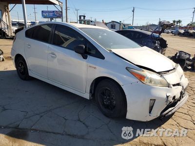 Czwarte zdjęcie samochodu z boku: 2015 TOYOTA PRIUS ONE VIN:JTDKN3DU4F0462174 - miniatura