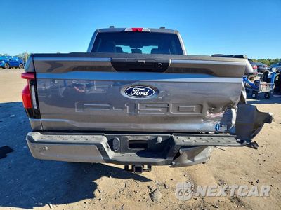 Zdjęcie 6 z 12 samochodu: 2024 FORD F150 LIGHTNING XLT VIN:1FTVW3LK0RWG20523 - miniatura