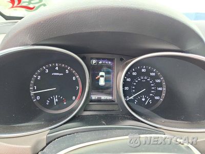 Zdjęcie 9 z 13 samochodu: 2017 HYUNDAI SANTA FE SE VIN:KM8SNDHF4HU187169 - miniatura