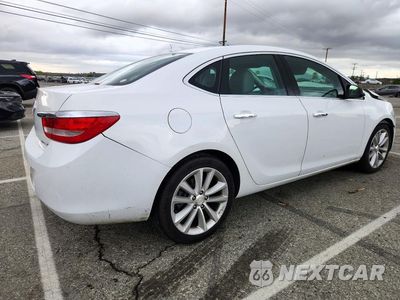 Trzecie zdjęcie samochodu z tyłu: 2013 BUICK VERANO VIN:1G4PP5SK1D4256339 - miniatura