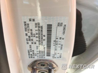 Zdjęcie 13 z 13 samochodu: 2018 FORD ESCAPE TITANIUM VIN:1FMCU0H60LUB42710 - miniatura