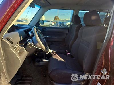 Zdjęcie 7 z 13 samochodu: 2004 SCION XB BASE VIN:JTLKT324640157298 - miniatura