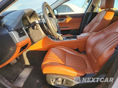 Zdjęcie 7 z 12 samochodu: 2018 JAGUAR XF PORTFOLIO LE VIN:SAJBN4EVXJCY54128 - miniatura
