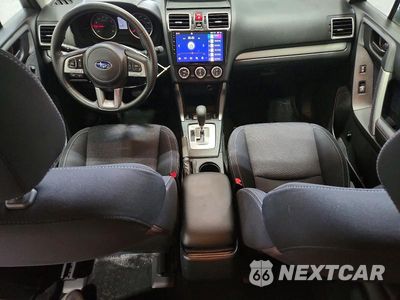 Zdjęcie 8 z 13 samochodu: 2017 SUBARU FORESTER 2.5I PREMIUM VIN:JF2SJAEC0HH810127 - miniatura