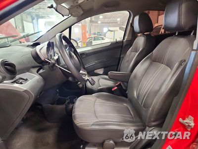 Zdjęcie 7 z 12 samochodu: 2015 CHEVROLET SPARK 1LT VIN:KL8CD6S93FC763646 - miniatura