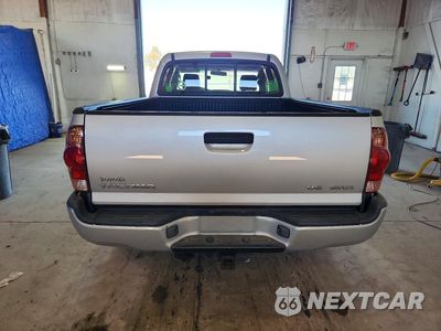 Zdjęcie 6 z 12 samochodu: 2008 TOYOTA TACOMA V6 VIN:5TEUU42N98Z555319 - miniatura