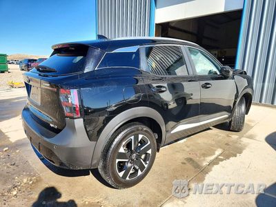 Trzecie zdjęcie samochodu z tyłu: 2026 NISSAN KICKS SV VIN:3N8AP6CBXTL399480 - miniatura