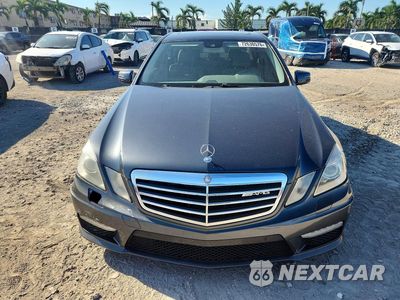 Piąte zdjęcie samochodu w środku: 2010 MERCEDES-BENZ E 63 AMG VIN:WDDHF7HB7AA121576 - miniatura