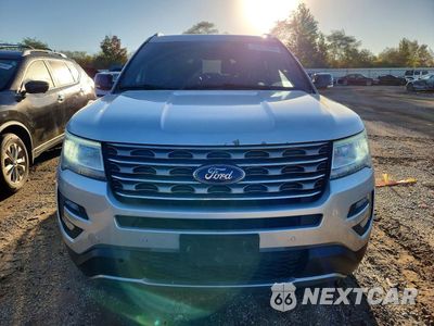 Piąte zdjęcie samochodu w środku: 2017 FORD EXPLORER XLT VIN:1FM5K8D85HGD50964 - miniatura