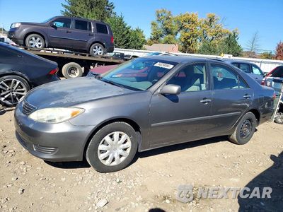 2006 TOYOTA CAMRY LE 4T1BE32K66U714058 - główne zdjęcie licytacji z USA - miniatura