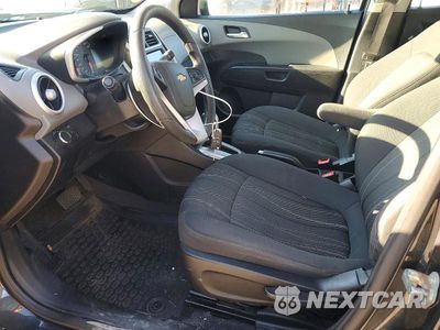 Zdjęcie 7 z 12 samochodu: 2017 CHEVROLET SONIC LT VIN:1G1JD5SG2H4132626 - miniatura