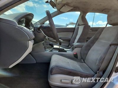 Zdjęcie 7 z 12 samochodu: 2008 HONDA ACCORD LXP VIN:1HGCP26428A104236 - miniatura