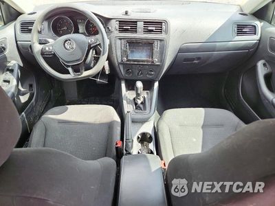 Zdjęcie 8 z 12 samochodu: 2016 VOLKSWAGEN JETTA S VIN:3VW267AJ2GM317774 - miniatura