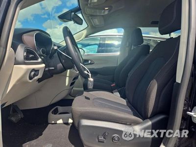 Zdjęcie 7 z 13 samochodu: 2024 CHRYSLER VOYAGER LX VIN:2C4RC1CG1RR186311 - miniatura