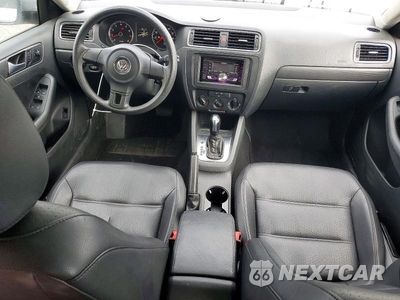 Zdjęcie 8 z 12 samochodu: 2014 VOLKSWAGEN JETTA SE VIN:3VWD17AJ2EM214228 - miniatura