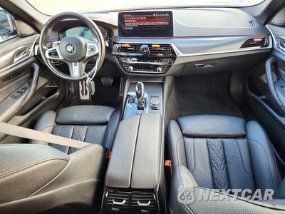 Zdjęcie 8 z 12 samochodu: 2021 BMW 530 XI VIN:WBA13BJ09MWW91101 - miniatura
