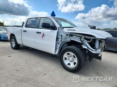 Czwarte zdjęcie samochodu z boku: 2024 RAM 1500 TRADESMAN VIN:1C6SRFNT8RN222412 - miniatura