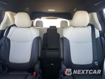 Zdjęcie 10 z 13 samochodu: 2026 TOYOTA SIENNA XSE VIN:5TDXRKEC4TS343155 - miniatura