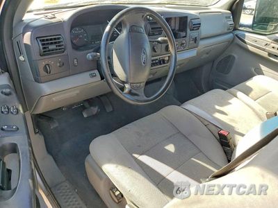 Zdjęcie 8 z 12 samochodu: 2006 FORD F250 SUPER DUTY VIN:1FTSX21566EA88073 - miniatura