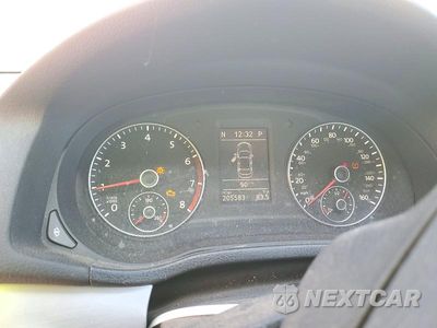 Zdjęcie 9 z 11 samochodu: 2012 VOLKSWAGEN PASSAT SE VIN:1VWBP7A39CC033942 - miniatura