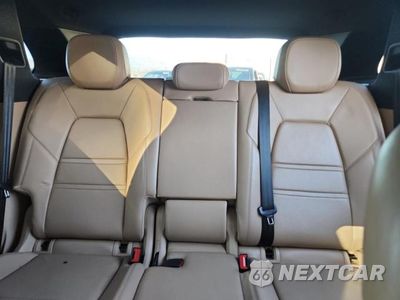 Zdjęcie 10 z 13 samochodu: 2019 PORSCHE CAYENNE VIN:WP1AA2AY8KDA13090 - miniatura