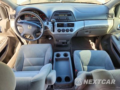 Zdjęcie 8 z 13 samochodu: 2010 HONDA ODYSSEY LX VIN:5FNRL3H22AB009212 - miniatura