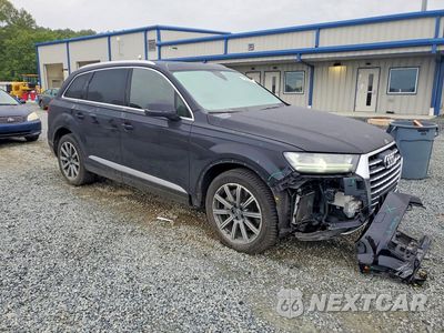 Czwarte zdjęcie samochodu z boku: 2018 AUDI Q7 PREMIUM PLUS VIN:WA1LAAF78JD022790 - miniatura