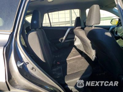 Zdjęcie 11 z 13 samochodu: 2017 TOYOTA RAV4 LE VIN:JTMZFREV5HJ128576 - miniatura